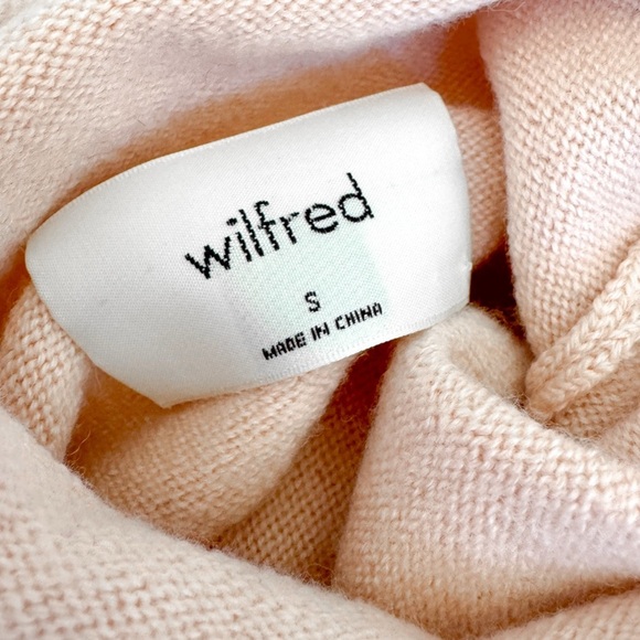 WILFRED • Cyprie Sweater in Light Pink - Picture 8 of 11